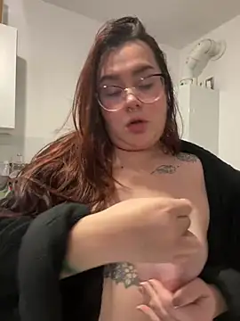 Cherrycherrymiss online show from 02/11/25, 10:28