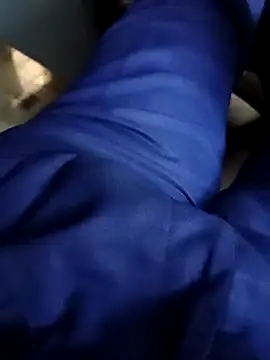 Snapshot of Raj41 chatting on 03/20/25, 10:32 Raj41 online show from 03/20/25, 10:32