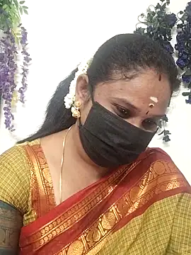 Snapshot of Tamil_Aathira chatting on 12/19/25, 01:20 Tamil Aathira online show from 12/19/25, 01:20