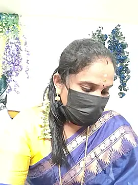 Snapshot of Tamil_Aathira chatting on 12/02/25, 06:20 Tamil Aathira online show from 12/02/25, 06:20