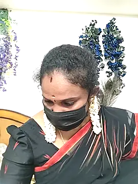 Snapshot of Tamil_Aathira chatting on 11/16/25, 09:30 Tamil Aathira online show from 11/16/25, 09:30