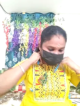 Snapshot of Tamil_Aathira chatting on 09/26/25, 09:43 Tamil Aathira online show from 09/26/25, 09:43