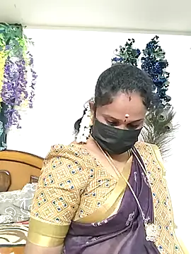 Snapshot of Tamil_Aathira chatting on 11/15/25, 09:08 Tamil Aathira online show from 11/15/25, 09:08