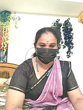 Snapshot of Tamil_Aathira chatting on 09/28/25, 04:47 Tamil Aathira online show from 09/28/25, 04:47