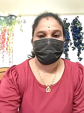 Snapshot of Tamil_Aathira chatting on 10/02/25, 11:02 Tamil Aathira online show from 10/02/25, 11:02