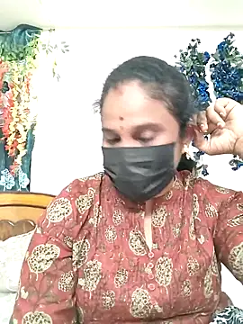 Snapshot of Tamil_Aathira chatting on 10/31/25, 05:20 Tamil Aathira online show from 10/31/25, 05:20