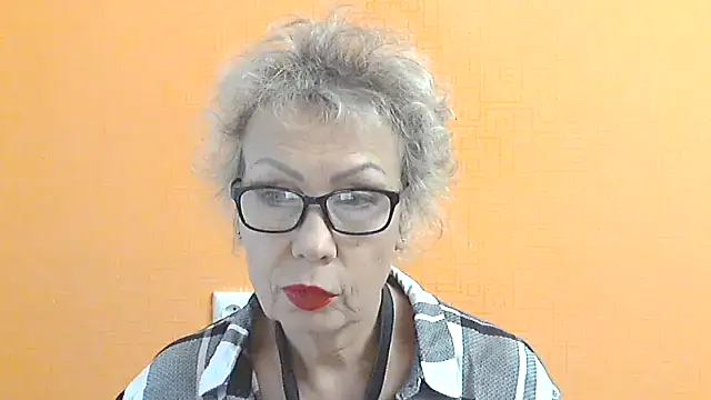 NessyJenixs online show from 09/30/25, 06:08