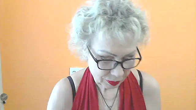 Snapshot of NessyJenixs chatting on 06/21/26, 07:03 NessyJenixs online show from 06/21/26, 07:03