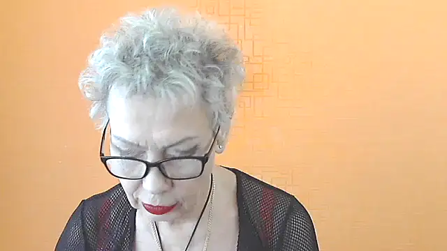 NessyJenixs online show from 11/02/25, 07:57