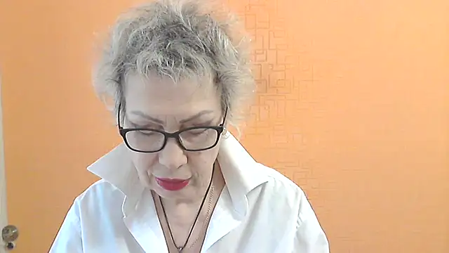 Snapshot of NessyJenixs chatting on 03/18/26, 07:55 NessyJenixs online show from 03/18/26, 07:55