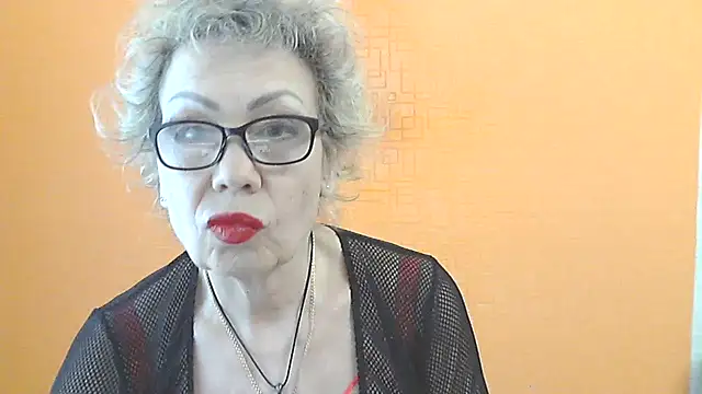 Snapshot of NessyJenixs chatting on 04/16/26, 08:26 NessyJenixs online show from 04/16/26, 08:26