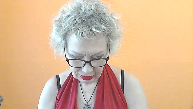 Snapshot of NessyJenixs chatting on 06/18/26, 07:40 NessyJenixs online show from 06/18/26, 07:40