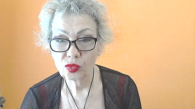 NessyJenixs online show from 03/01/26, 08:14