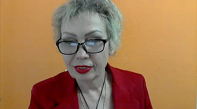 NessyJenixs online show from 02/18/25, 06:26