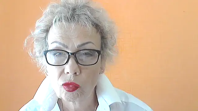 NessyJenixs online show from 09/14/25, 06:36