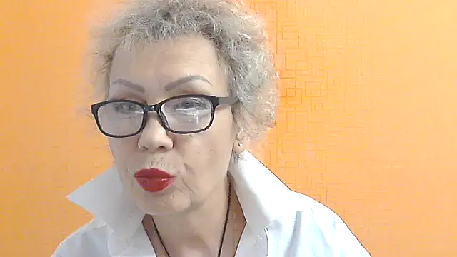 NessyJenixs online show from 10/10/25, 01:34