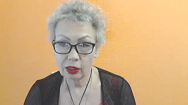 NessyJenixs online show from 11/13/25, 07:01