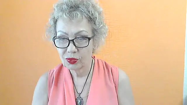 Snapshot of NessyJenixs chatting on 07/08/26, 01:01 NessyJenixs online show from 07/08/26, 01:01