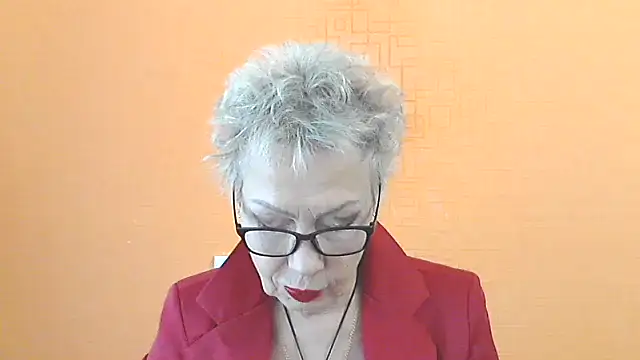 NessyJenixs online show from 10/22/25, 07:08