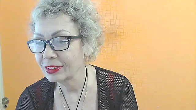 Snapshot of NessyJenixs chatting on 03/30/26, 01:56 NessyJenixs online show from 03/30/26, 01:56