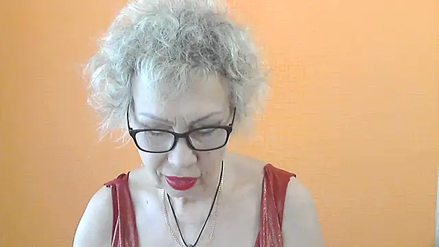 Snapshot of NessyJenixs chatting on 06/09/26, 06:47 NessyJenixs online show from 06/09/26, 06:47