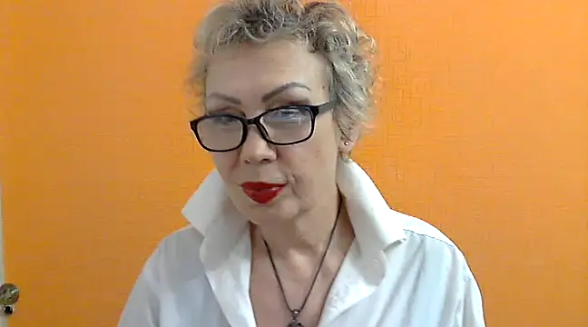 NessyJenixs online show from 03/07/25, 09:17