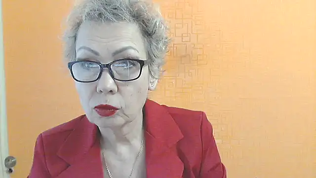 NessyJenixs online show from 01/06/26, 08:18