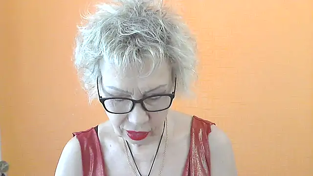 Snapshot of NessyJenixs chatting on 05/27/26, 06:43 NessyJenixs online show from 05/27/26, 06:43