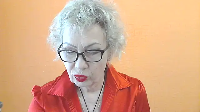 Snapshot of NessyJenixs chatting on 05/16/26, 06:34 NessyJenixs online show from 05/16/26, 06:34