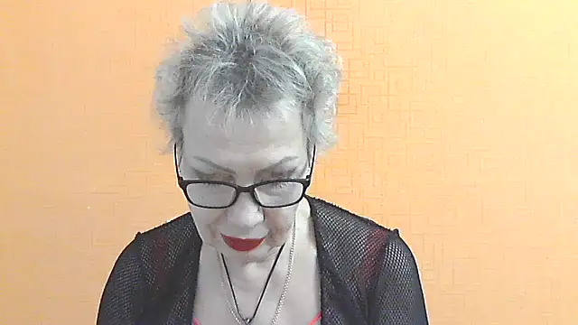 NessyJenixs online show from 12/04/25, 07:51