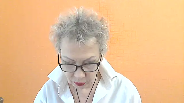 NessyJenixs online show from 11/23/25, 07:29