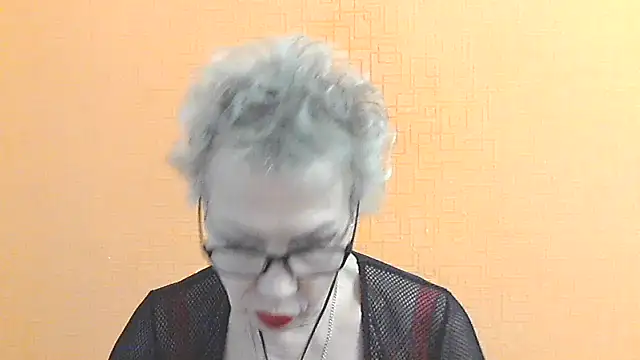 NessyJenixs online show from 11/30/25, 07:20