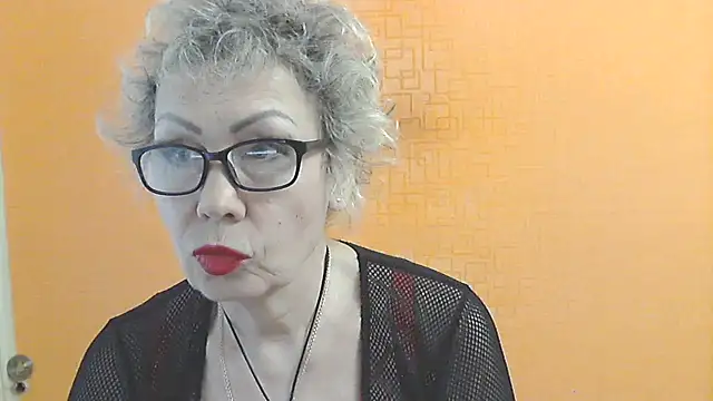 Snapshot of NessyJenixs chatting on 03/31/26, 06:37 NessyJenixs online show from 03/31/26, 06:37