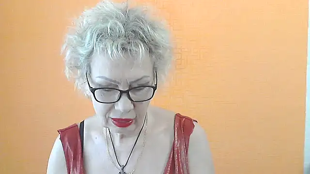 Snapshot of NessyJenixs chatting on 05/24/26, 06:46 NessyJenixs online show from 05/24/26, 06:46