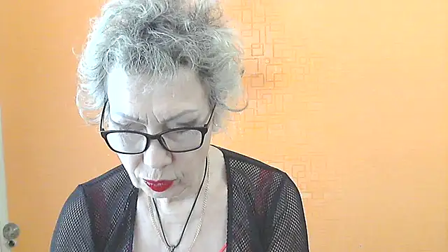 Snapshot of NessyJenixs chatting on 04/01/26, 06:48 NessyJenixs online show from 04/01/26, 06:48