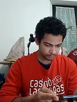 Snapshot of cingonduro chatting on 12/03/25, 05:34 cingonduro online show from 12/03/25, 05:34