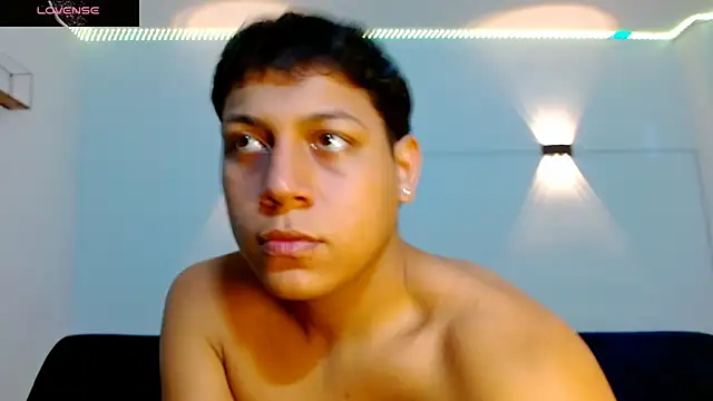 Tylerdrdn online show from 12/04/25, 11:15