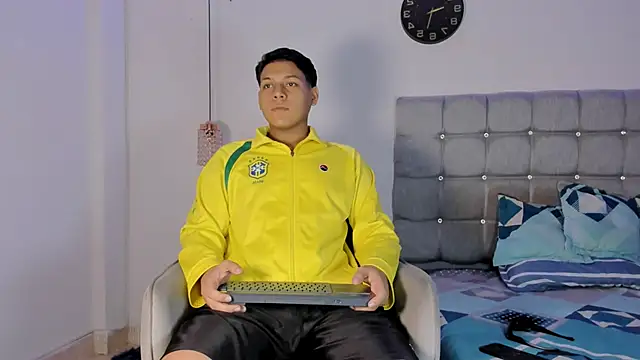 Tylerdrdn online show from 11/16/25, 05:56