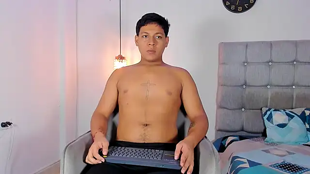 Tylerdrdn online show from 11/11/25, 04:07