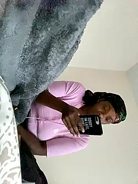 theprettysoles online show from 11/29/25, 09:37