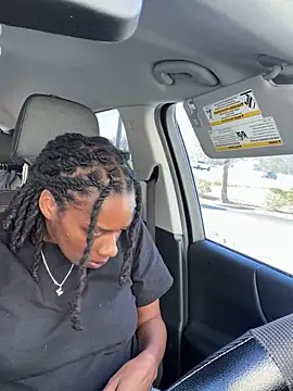 theprettysoles online show from 11/28/25, 02:28