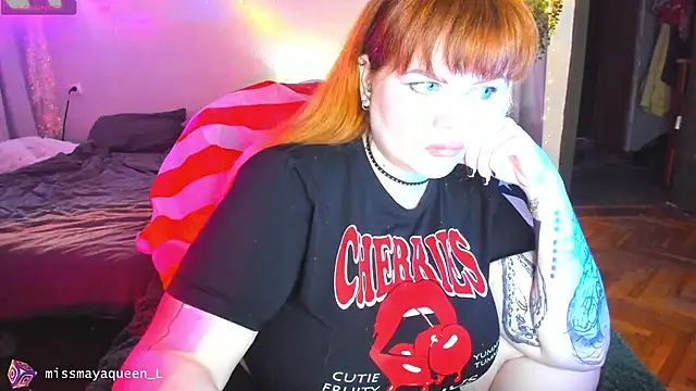Snapshot of missmayaqueen chatting on 06/12/26, 11:30 missmayaqueen online show from 06/12/26, 11:30