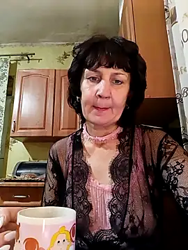 Laura Kiss online show from 12/16/25, 03:05