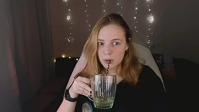 Hanna melon online show from 10/28/25, 09:25