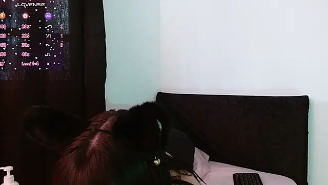 Snapshot of Diana_P23 chatting on 01/31/25, 10:31 Diana P23 online show from 01/31/25, 10:31