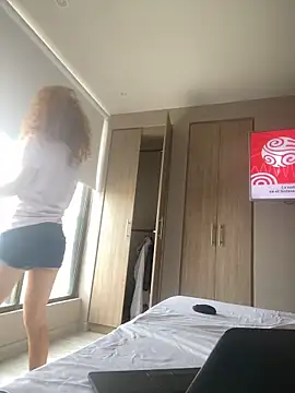 Bryna  online show from 11/08/25, 01:14