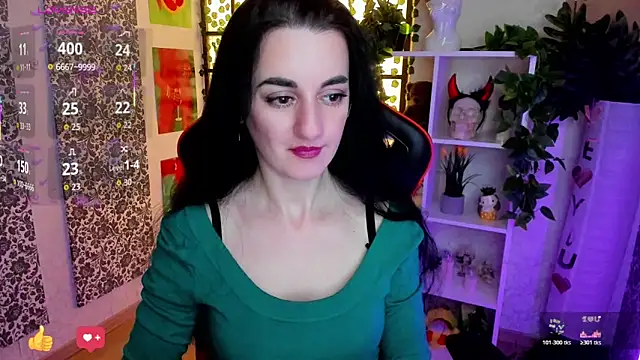 Snapshot of JessicaAlfo chatting on 05/18/26, 02:44 JessicaAlfo online show from 05/18/26, 02:44