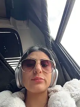 fiorella paris online show from 02/22/26, 06:53