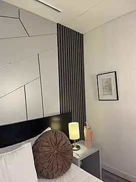 Snapshot of fiorella_paris chatting on 03/03/26, 08:05 fiorella paris online show from 03/03/26, 08:05