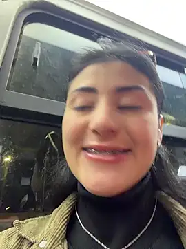 Snapshot of fiorella_paris chatting on 04/04/26, 01:23 fiorella paris online show from 04/04/26, 01:23